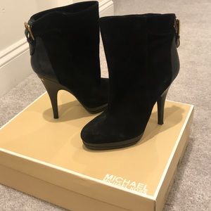 MICHAEL Michael Kors Webster Belted Bootie suede